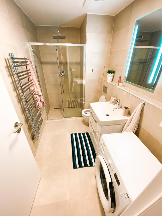 Lovely Studio Apartment, Free Parking 1,55 Hight Prague Exterior photo